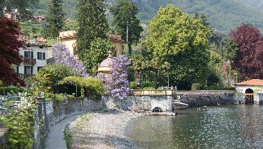 Holiday House in Colonno (Como) or holiday homes and vacation rentals