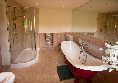 All bedrooms have superb en suite bathrooms