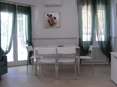 Ground floor - living/dining room