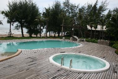 Chalet in Chao Lao Strand (Chanthaburi) or holiday homes and vacation rentals