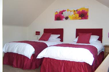 Katies Corner Cottage at Greetham Retreat - Upstairs twin bedroom