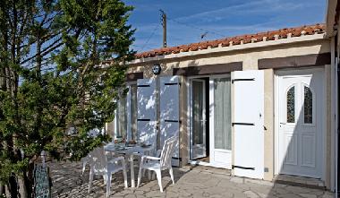 The Outside Dining Table