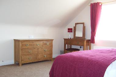 Maggies Mews at Greetham Retreat - Master bedroom