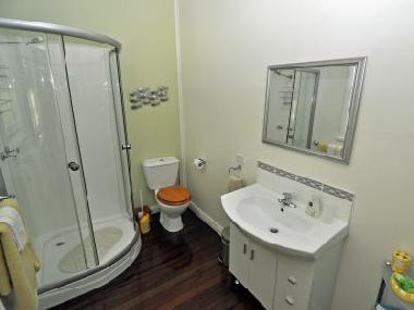 En suite for master bedroom
