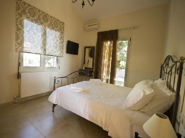 Holiday House in Chania (Chania) or holiday homes and vacation rentals