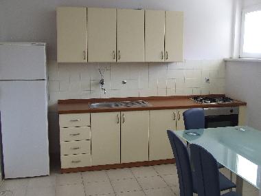 kitchen-apartment2