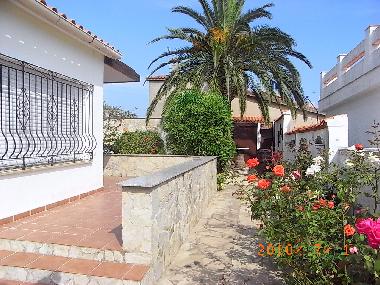 Holiday House in Vinar�s (Castell�n / Castell�) or holiday homes and vacation rentals