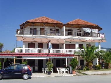 Holiday Apartment in Nea vrasna (Chalkidiki) or holiday homes and vacation rentals