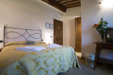 Bed and Breakfast in Tavarnelle Val di Pesa (Firenze) or holiday homes and vacation rentals