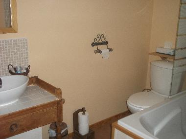 Bed and Breakfast in Benoistville (Manche) or holiday homes and vacation rentals