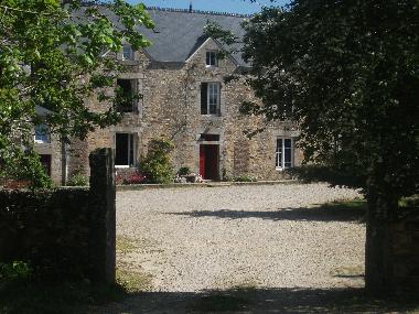 Bed and Breakfast in Benoistville (Manche) or holiday homes and vacation rentals