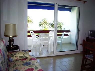 dinning room, bedsofa and terrace