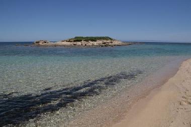 Holiday House in Su Pallosu (Oristano) or holiday homes and vacation rentals