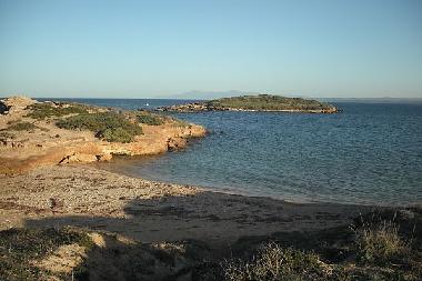 Holiday House in Su Pallosu (Oristano) or holiday homes and vacation rentals