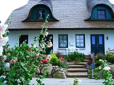 Holiday House in Gager (Ostsee-Inseln) or holiday homes and vacation rentals