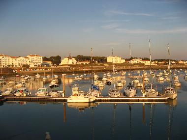 Chalet in Jard Sur Mer (Vend�e) or holiday homes and vacation rentals