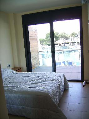 Holiday Apartment in Roses (Girona) or holiday homes and vacation rentals