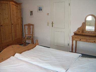 Holiday House in Nordstrand (Nordfriesische Inseln) or holiday homes and vacation rentals