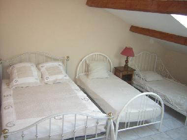 Holiday House in ORGON (Bouches-du-Rh�ne) or holiday homes and vacation rentals
