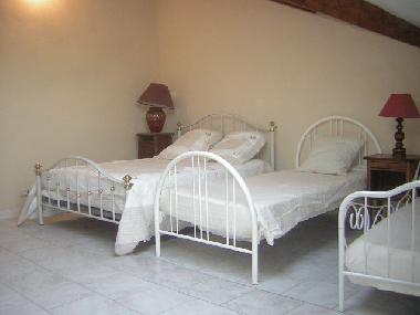 Holiday House in ORGON (Bouches-du-Rh�ne) or holiday homes and vacation rentals