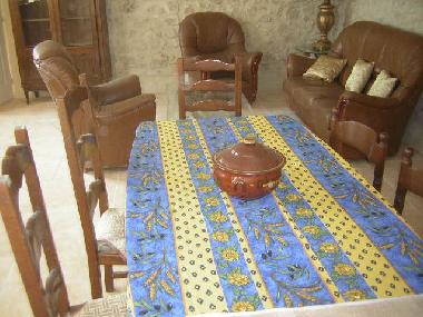 Holiday House in ORGON (Bouches-du-Rh�ne) or holiday homes and vacation rentals