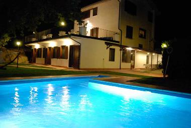 Villa in San Valentino in A.C. (Pescara) or holiday homes and vacation rentals