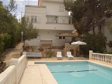 Villa in Santa Pona (Mallorca) or holiday homes and vacation rentals