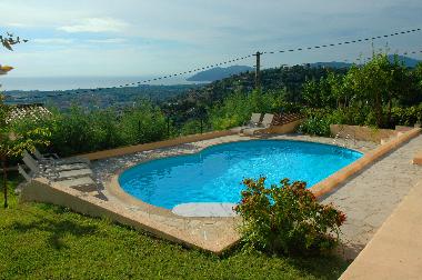 Villa in CANNES MANDELIEU (Alpes-Maritimes) or holiday homes and vacation rentals