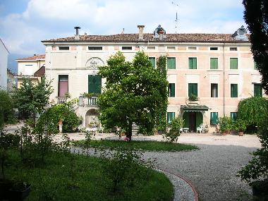 the Villa from the park