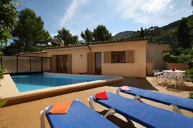 Holiday House in Pollena (Mallorca) or holiday homes and vacation rentals