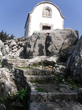 enjoy the view ... your eyes won t believe the sights they will come acroos