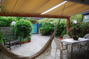 Relax on hammock in the garden surrounded by scented of flowers (accommodation in a villa of Souther