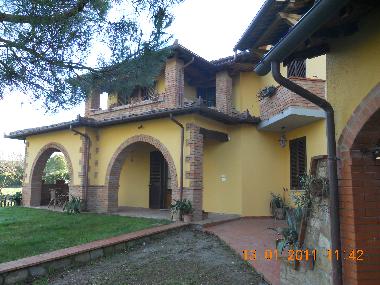 PROPERTY FROM THE MAIN ENTRANCE