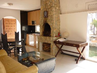 Holiday House in Empuriabrava (Girona) or holiday homes and vacation rentals