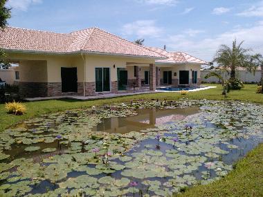 Villa in Ban Nhong Yai (Prachuap Khiri Khan) or holiday homes and vacation rentals