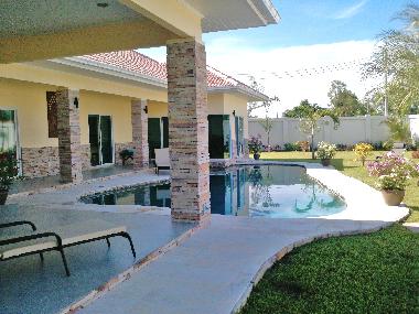 Villa in Ban Nhong Yai (Prachuap Khiri Khan) or holiday homes and vacation rentals
