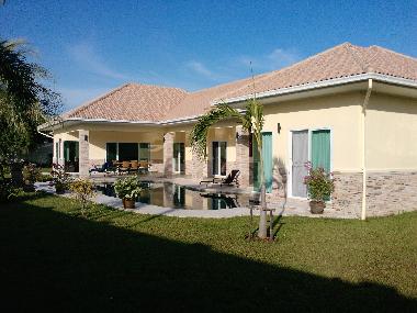 Villa in Ban Nhong Yai (Prachuap Khiri Khan) or holiday homes and vacation rentals