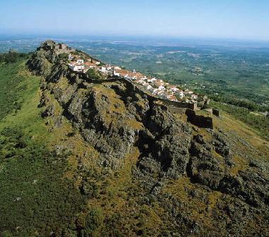 Marv�o Village (from the air)