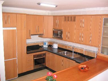 KITCHEN open dinning-room