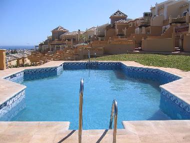 WONDERFUL SWIMMING-POOL