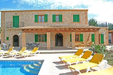 Villa in Porto Cristo (Mallorca) or holiday homes and vacation rentals