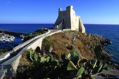 Holiday Apartment in Sperlonga (Rome) or holiday homes and vacation rentals