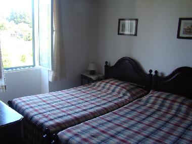 Twin bedroom
