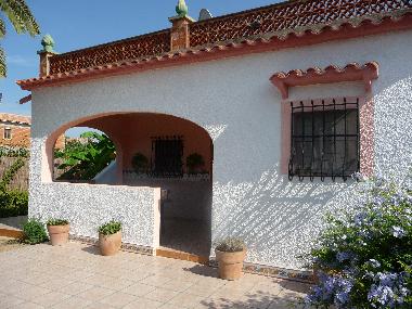 Holiday House in oliva (Valencia / Val�ncia) or holiday homes and vacation rentals
