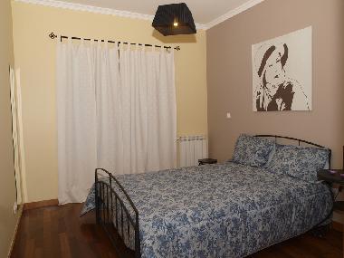 Holiday Apartment in V.N.Gaia (Norte) or holiday homes and vacation rentals
