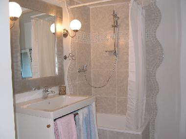 Holiday House in Gensac (Gironde) or holiday homes and vacation rentals