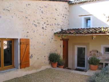 Holiday House in Gensac (Gironde) or holiday homes and vacation rentals