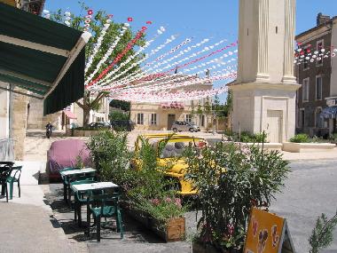 Holiday House in Gensac (Gironde) or holiday homes and vacation rentals