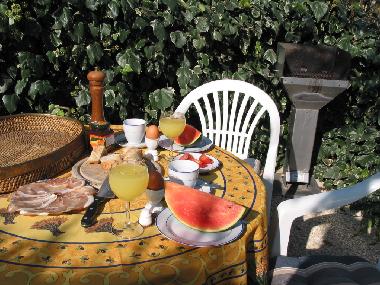 Holiday House in Gensac (Gironde) or holiday homes and vacation rentals