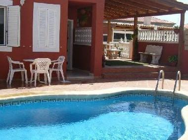 Villa in El Medano (Teneriffa) or holiday homes and vacation rentals